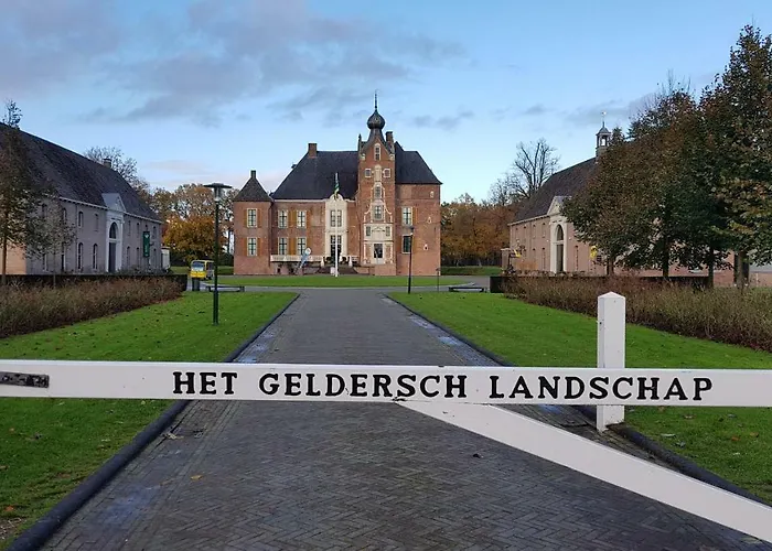 Dennenhuis Feriehus Vaassen